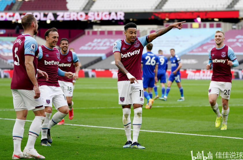 HAHA体育-集结日瓦伦西亚备战国王杯，状态回暖细节曝光，目标明确，临场指挥获称赞